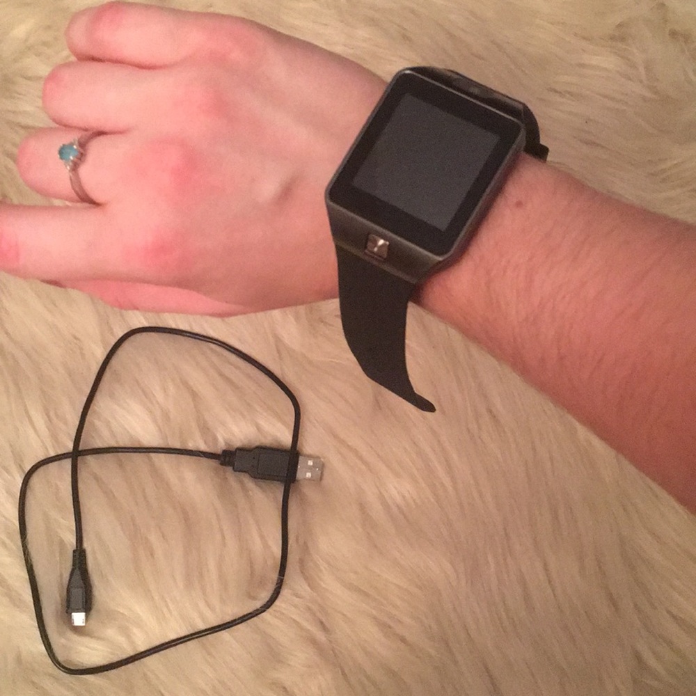 Smart watch with cable